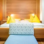 Apartment Cesa Soramurat 4 Canazei